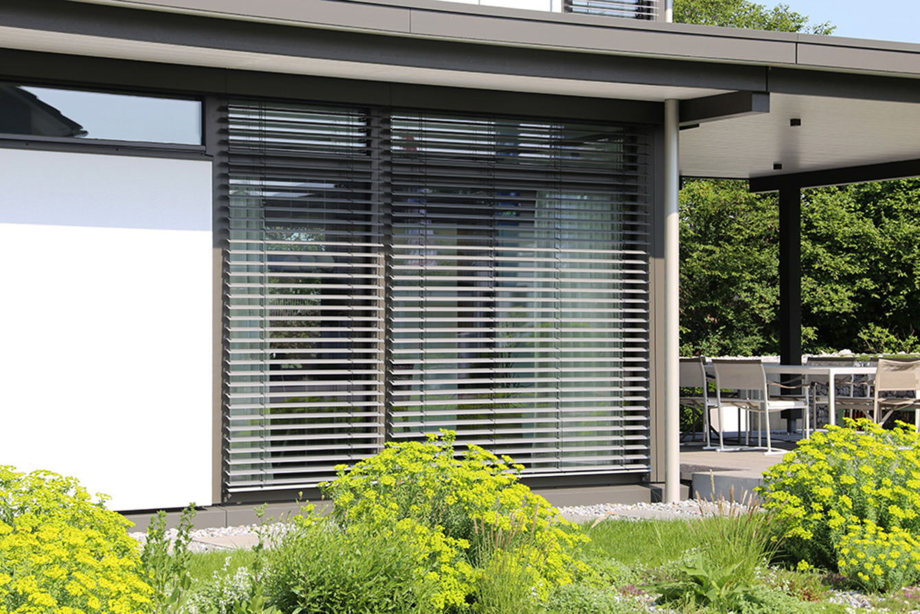Rollladen­steuerung bei Relais Elektrohandwerk GmbH in Elstra OT Rauschwitz