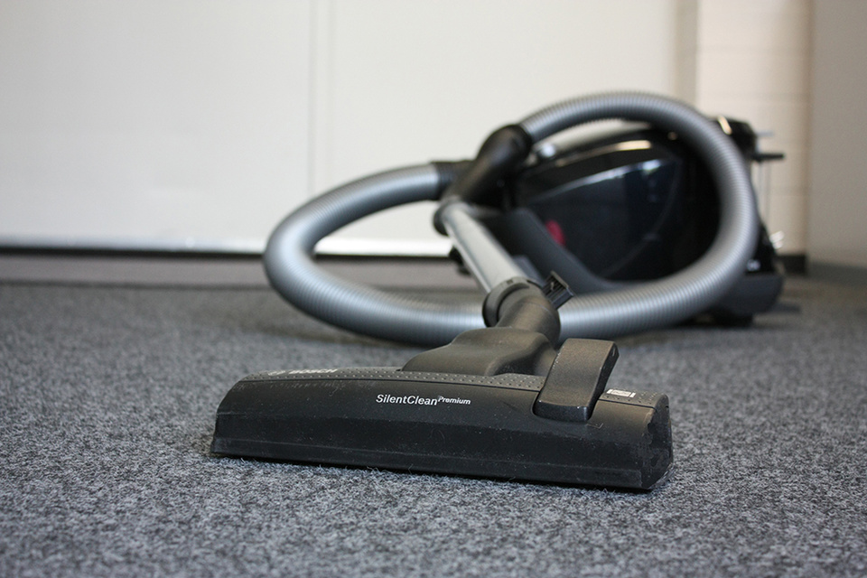 Bild Staubsauger bei Relais Elektrohandwerk GmbH in Elstra OT Rauschwitz