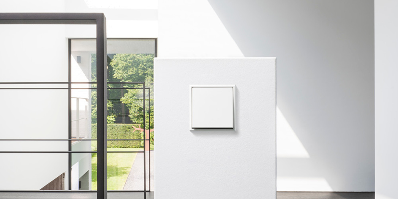 JUNG Schalterprogramme bei Relais Elektrohandwerk GmbH in Elstra OT Rauschwitz