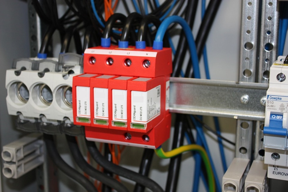 U berspannungsschutz bei Relais Elektrohandwerk GmbH in Elstra OT Rauschwitz